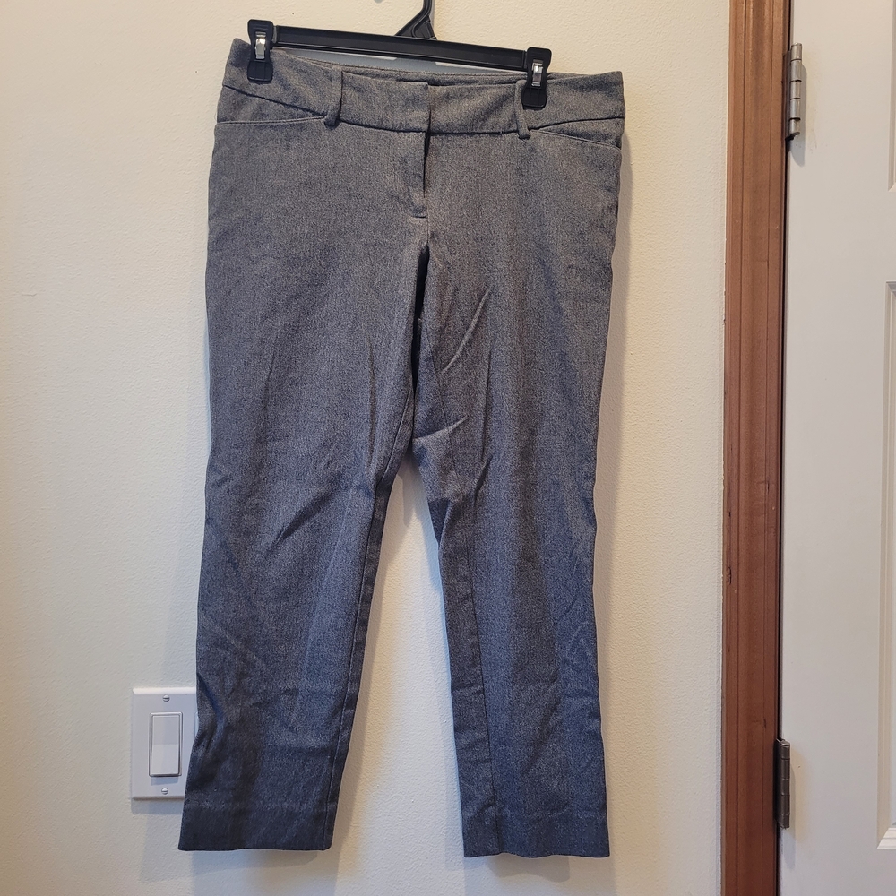 Mossimo Supply Co. Heather Gray Stretch Business Capri Pants- Womens